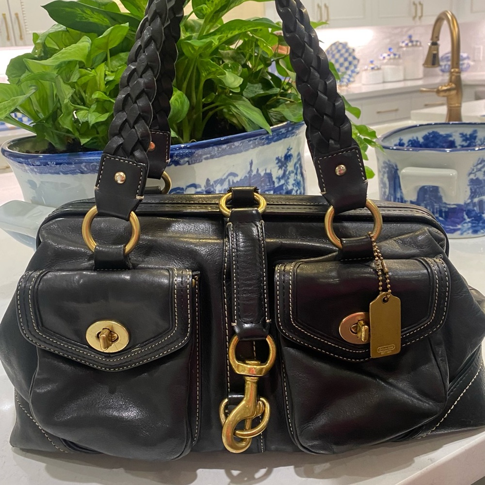 Like New Vintage Coach Daphne Shoulder Bag 3569 Black 🖤 - Picture 13 of 14